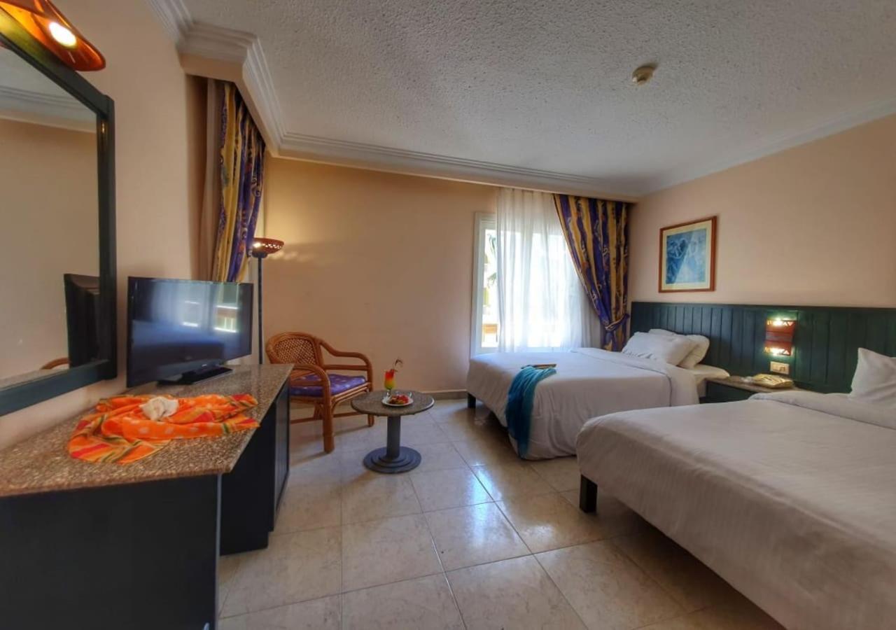 Palm Beach Resort - Families&Couples Only Hurghada Exterior foto