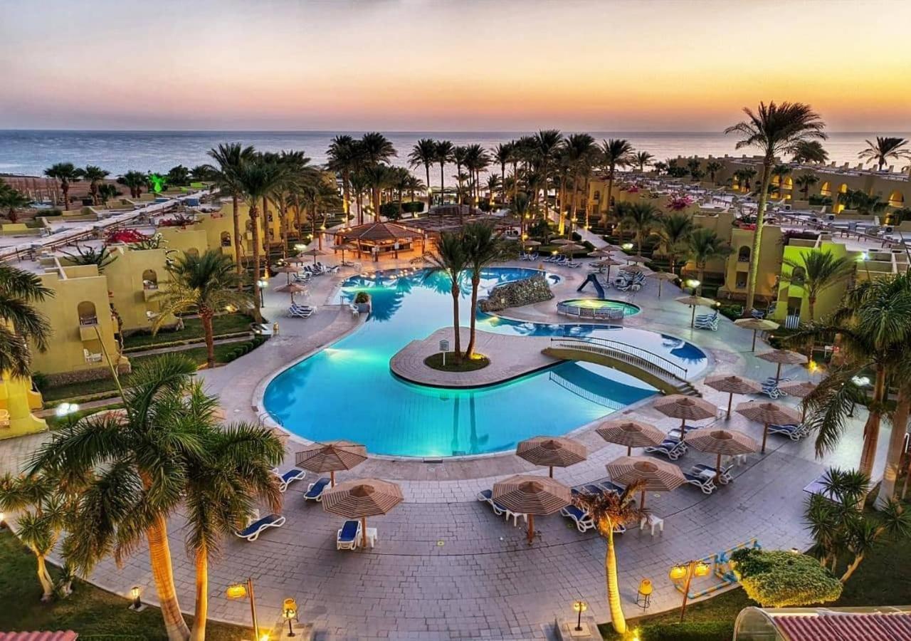 Palm Beach Resort - Families&Couples Only Hurghada Exterior foto