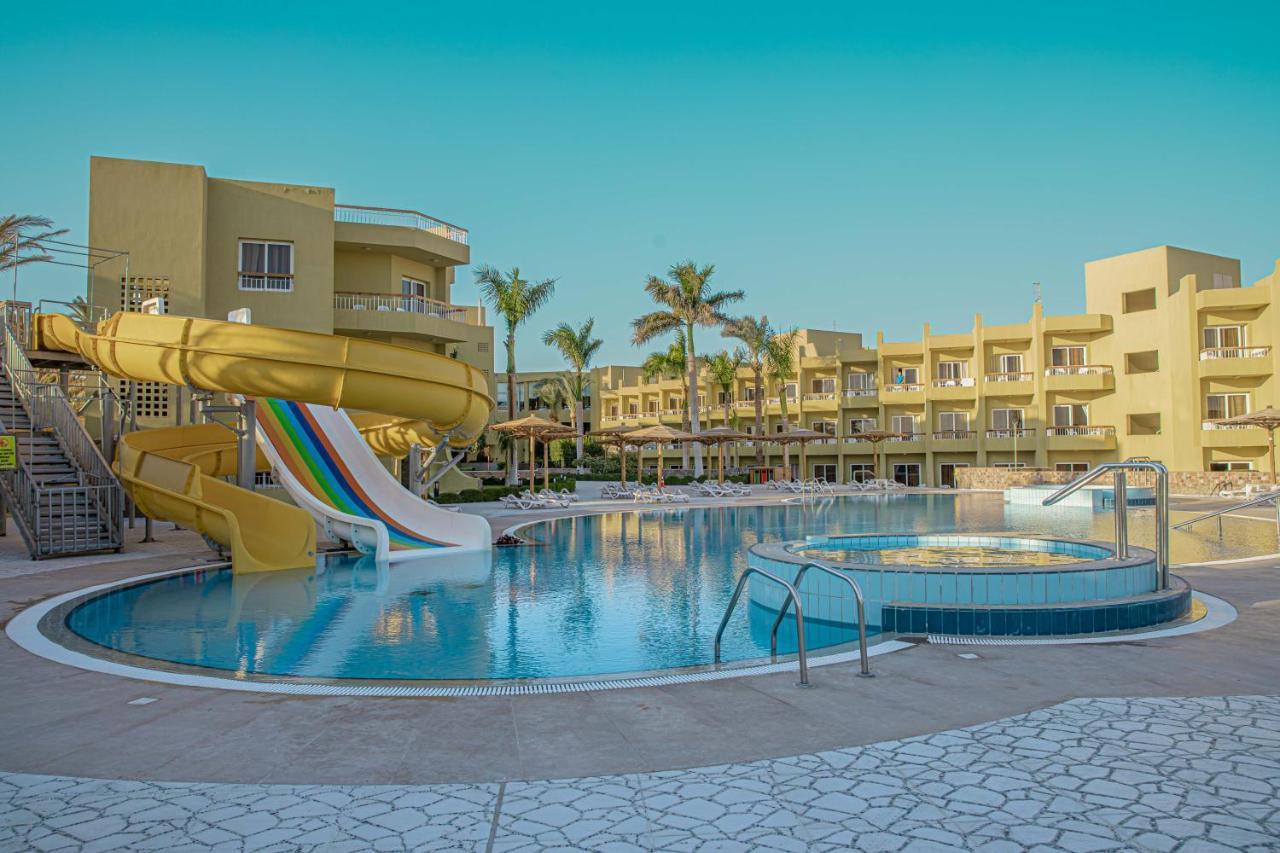 Palm Beach Resort - Families&Couples Only Hurghada Exterior foto