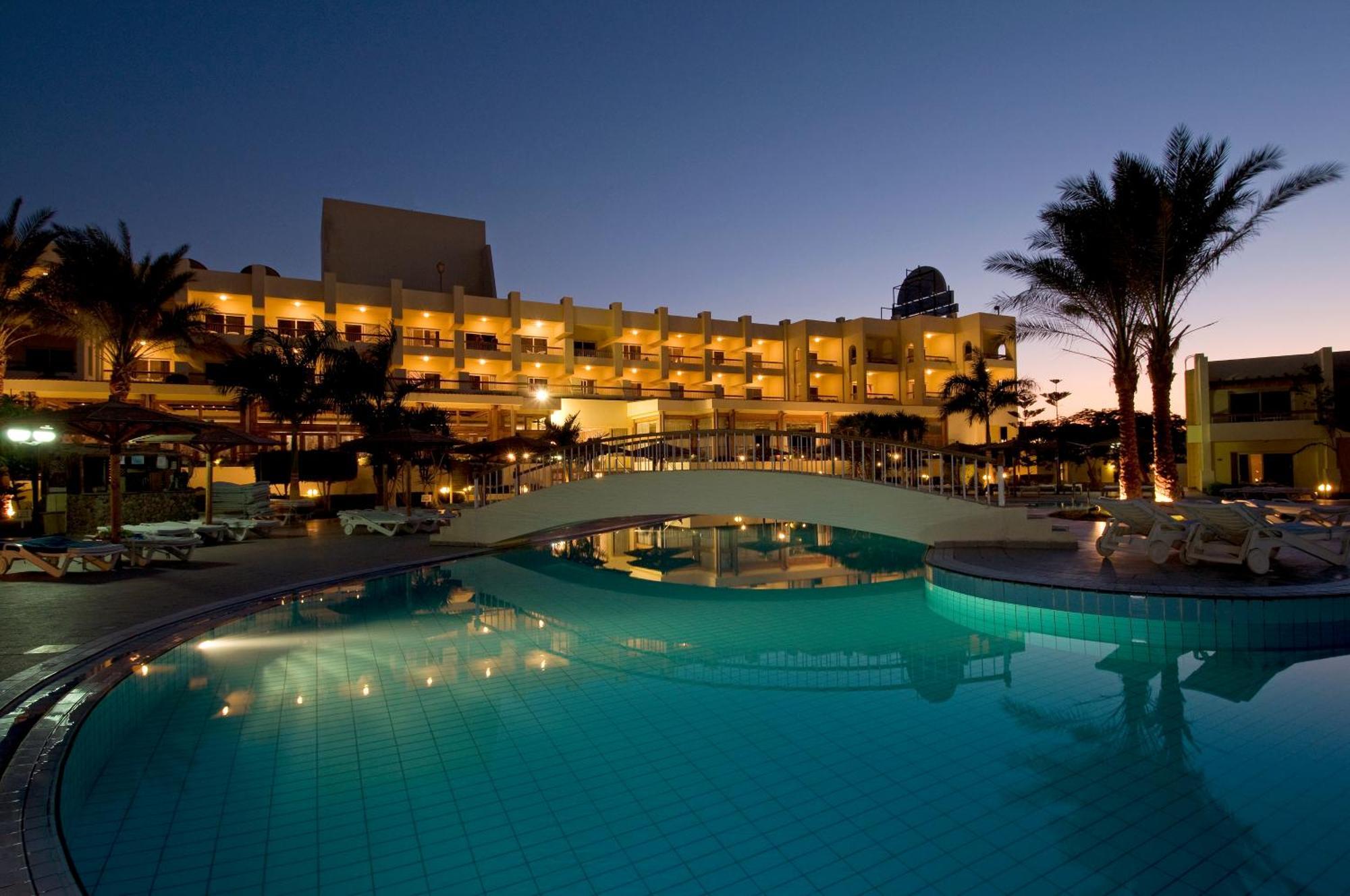 Palm Beach Resort - Families&Couples Only Hurghada Exterior foto